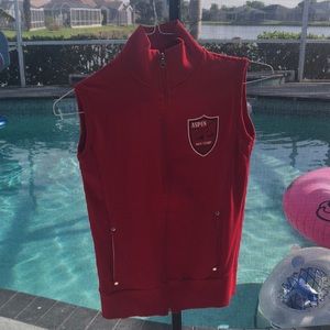 🔴 Vintage Red Vest